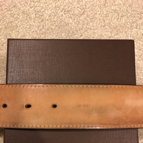 Louis Vuitton belt - Picture 5 of 7